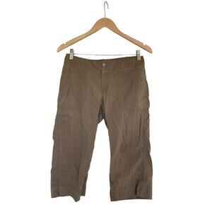 North Face Women’s Cargo Capri Pants Brown Size 6